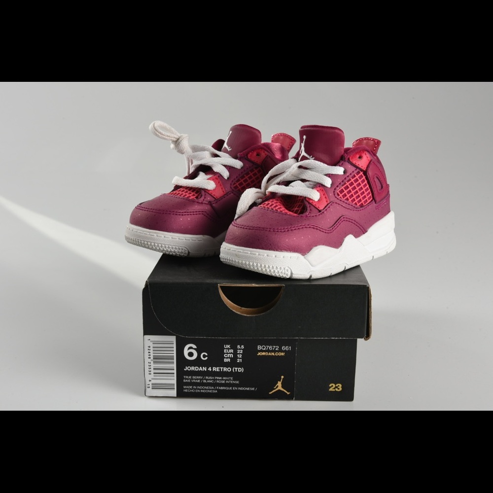 Jordan 4